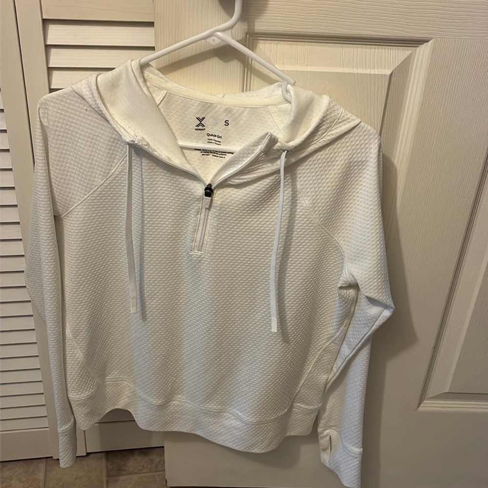 Xersion Quick-Dri Small White cropped textured pullover